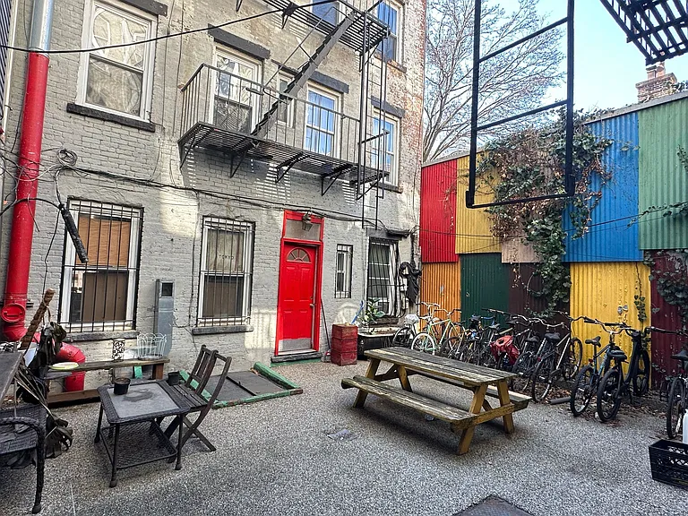 12 Stagg St #2B — Photo 1