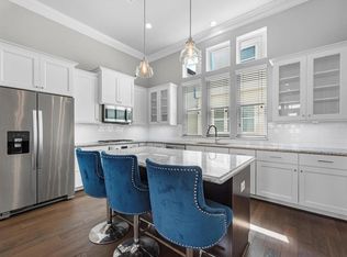 9662 Knight Rd, Houston, TX 77045