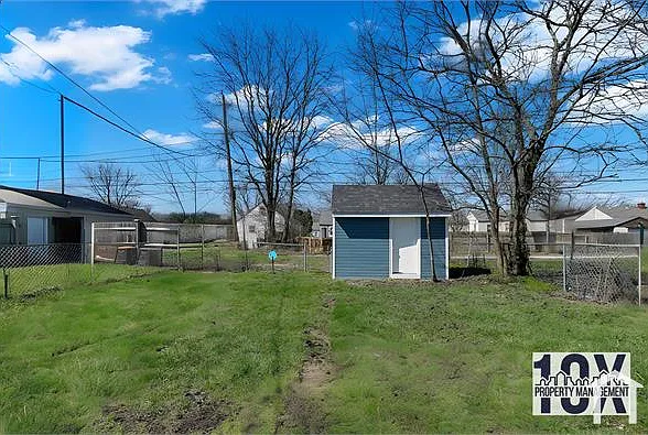 2767 Hiawatha St — Photo 27