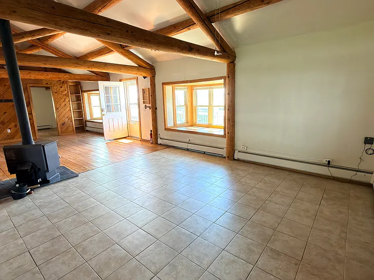 9 Ten Acre Dr — Photo 8