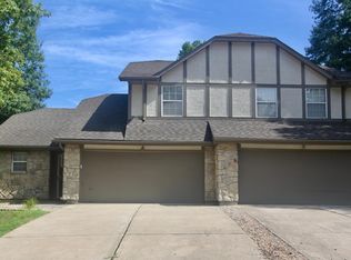 1107 NW Porter Ct, Blue Springs, MO 64015