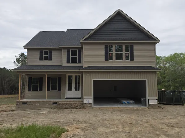 330 Freedom Ridge Dr, Smithfield, NC 27577