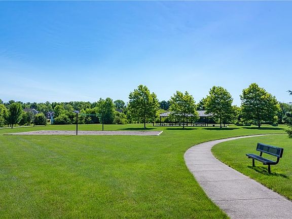 3rd image of 2269 Trefoil Dr