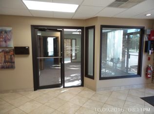 6825 Hobson Valley Dr STE 104, Woodridge, IL 60517