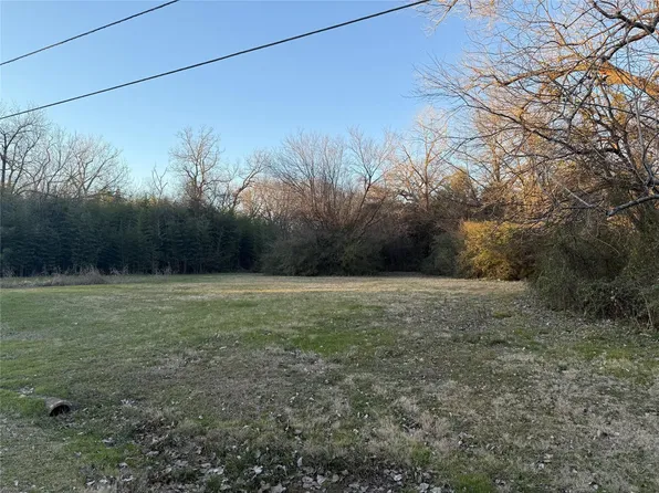 9961 Teagarden Rd, Dallas, TX 75217