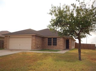 1001 Sacramento Dr, Portland, TX 78374
