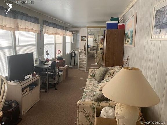 5th image of 643 Nettles Blvd