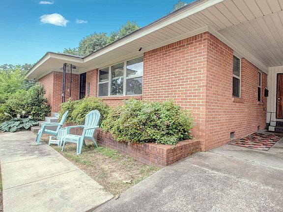 3rd image of 4625 Crestline Dr