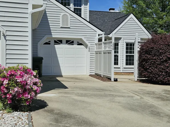 200 Lakewater Dr, Cary, NC 27511