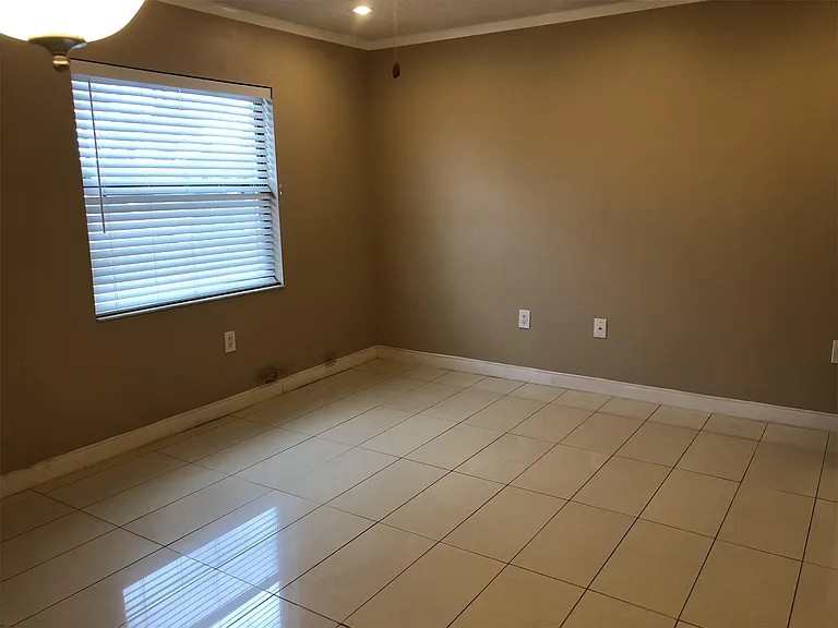 30 Lake Villa Way — Photo 10