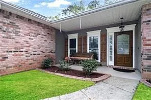 Building Photo - 824 Destin St