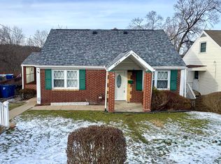 1821 Loretta Dr, Pittsburgh, PA 15235