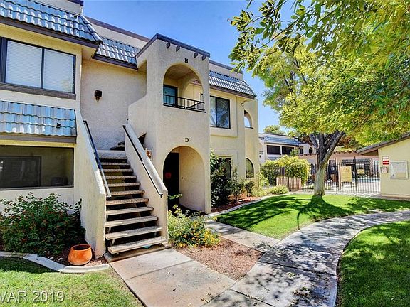 4th image of 1404 Santa Margarita St