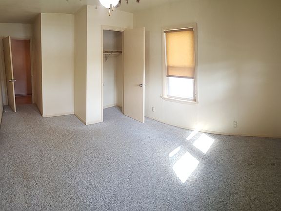3rd image of 2211 W Laura Ave