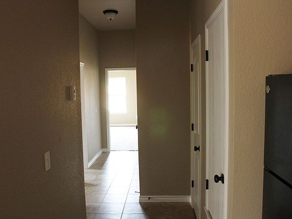 5th image of 204 Sladecek Dr #A