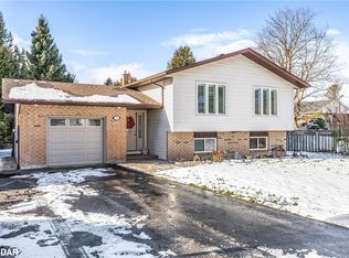 72 Cooper St, Grand Valley, ON L9W5N5