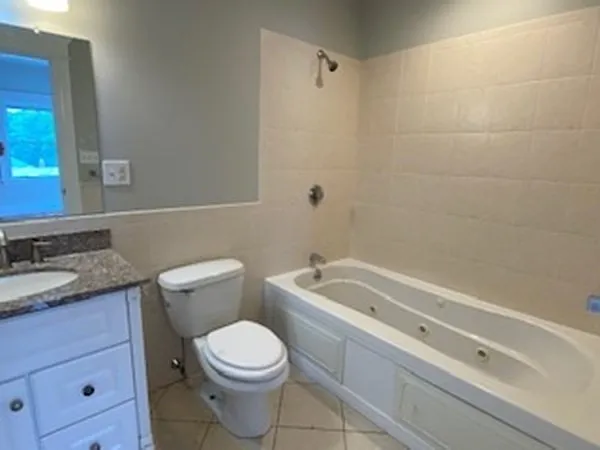 4619 Washington St #1 — Photo 2