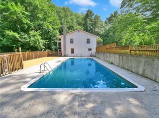 23 West Dr #29, Walden, NY 12586