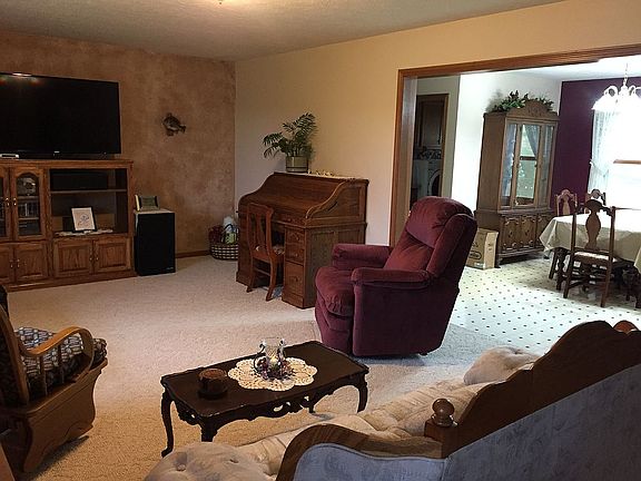 (previous listing photo)