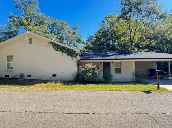 50 McNeece St, Street, MS 38804