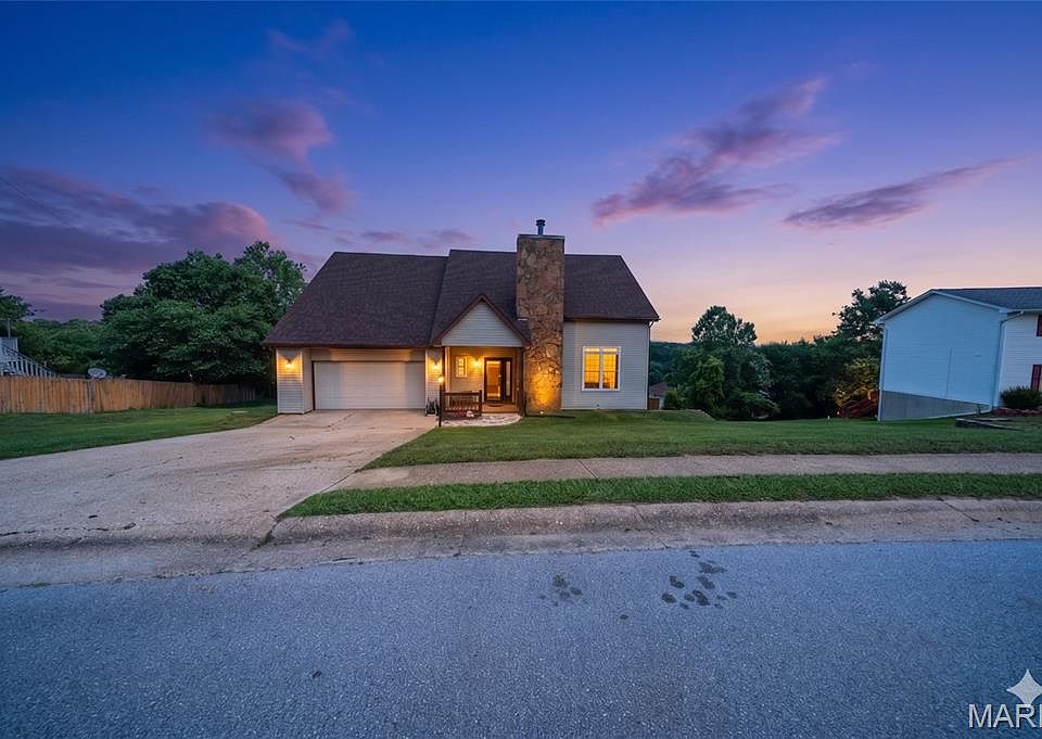 1st image of 105 Meadow Ln
