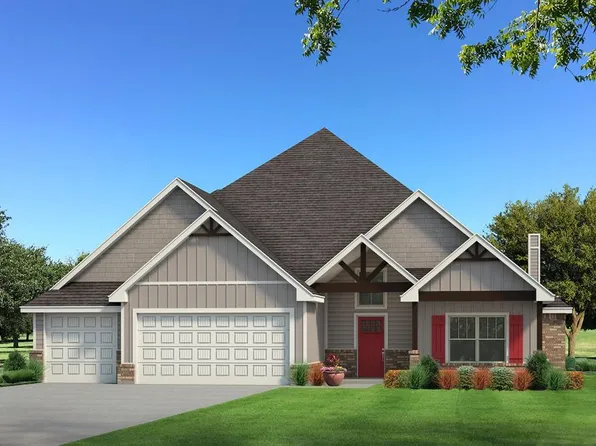 3305 Broadmoore Dr, Moore, OK 73160