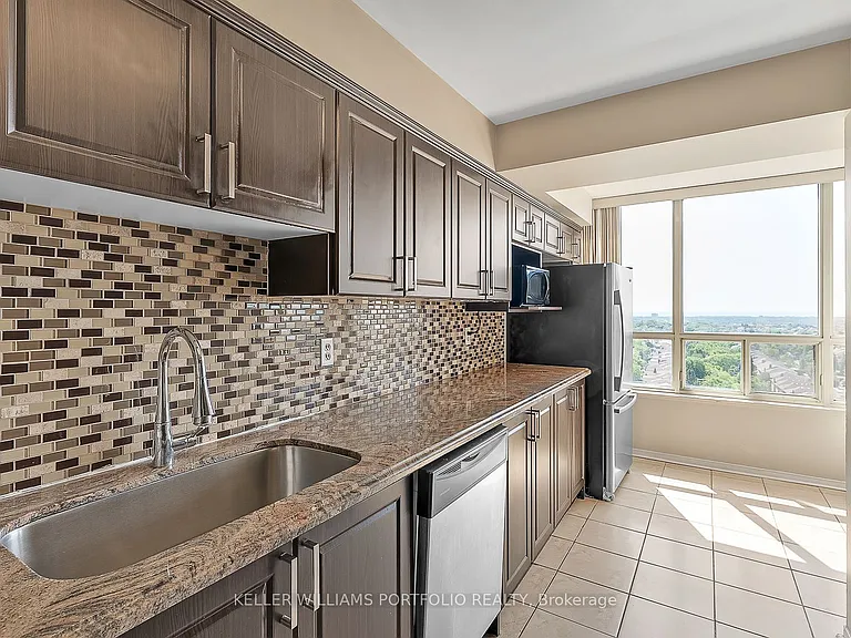 400 Webb Dr #1402 — Photo 12