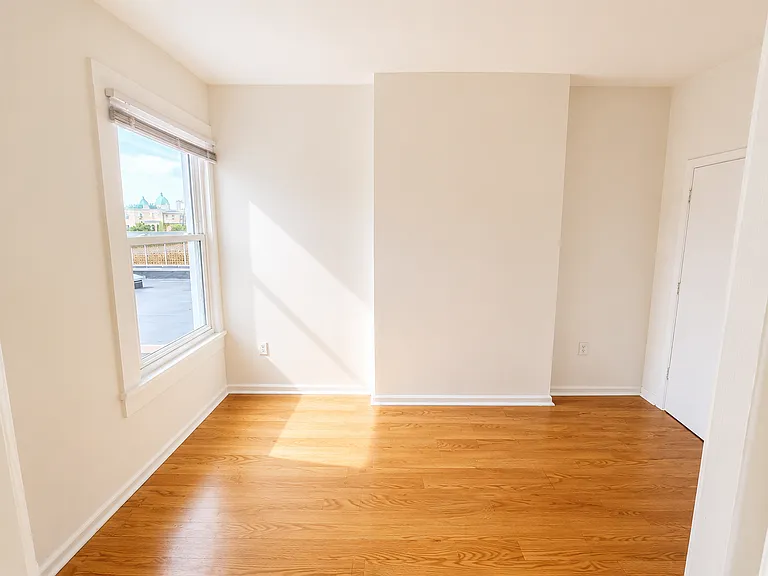 507 W Grace St #C3 — Photo 9