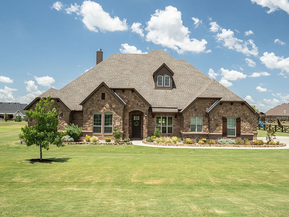 1st image of 3600 Stardust Ln