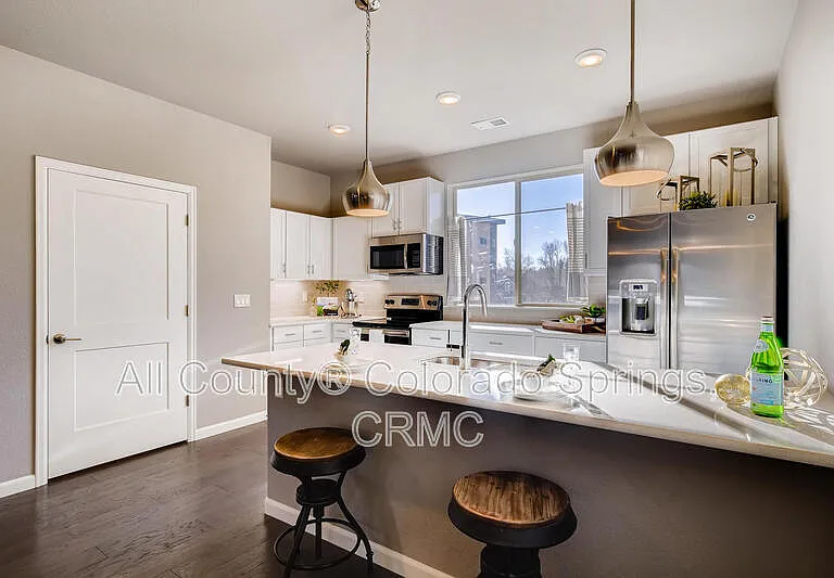 50 Cheyenne Blvd — Photo 6