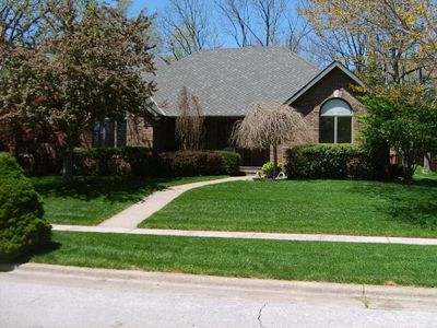 2211 E Carleton Ct, Springfield, MO, 65804