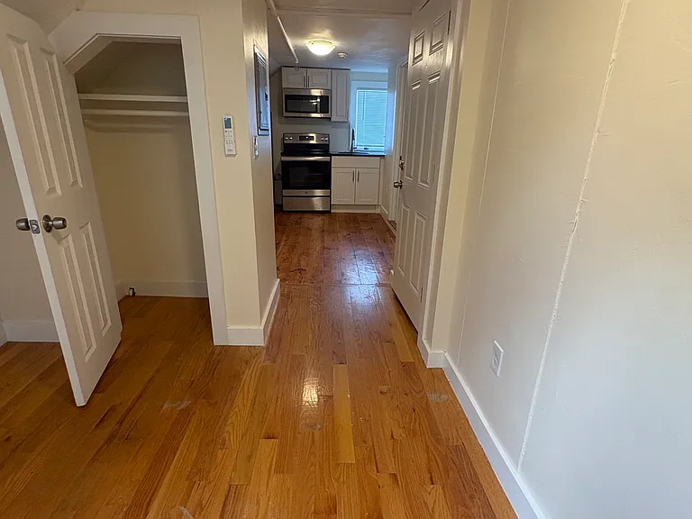 32-34 Main St #7 — Photo 3