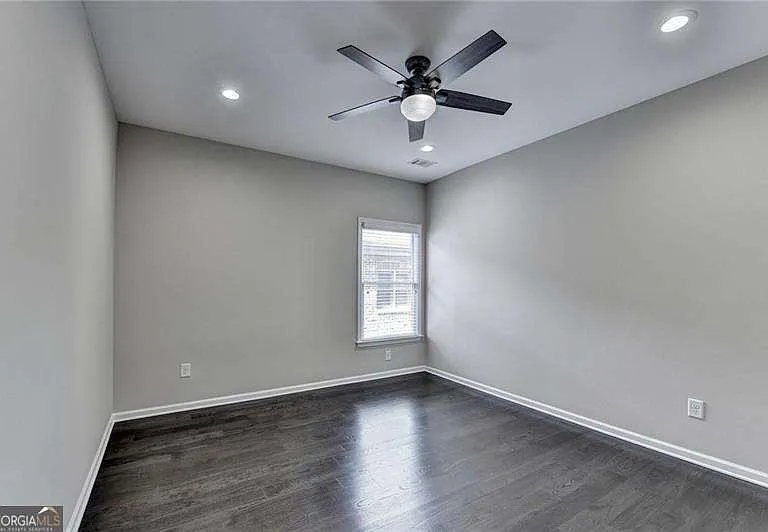 11653 Parkside Ave — Photo 47