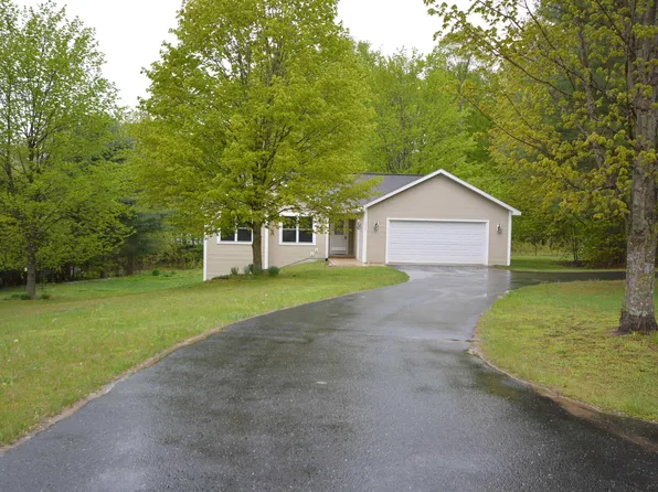 1433 Elk Run, Traverse City, MI 49696