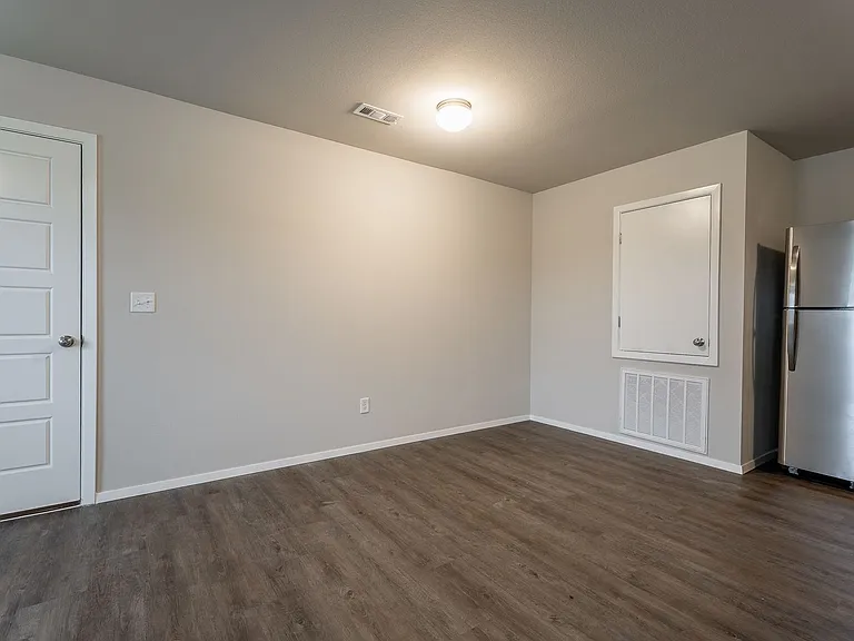 1259B Oak St — Photo 5
