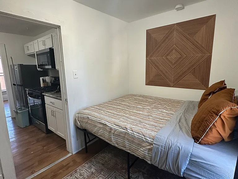 1316 Franklin St #4 — Photo 5