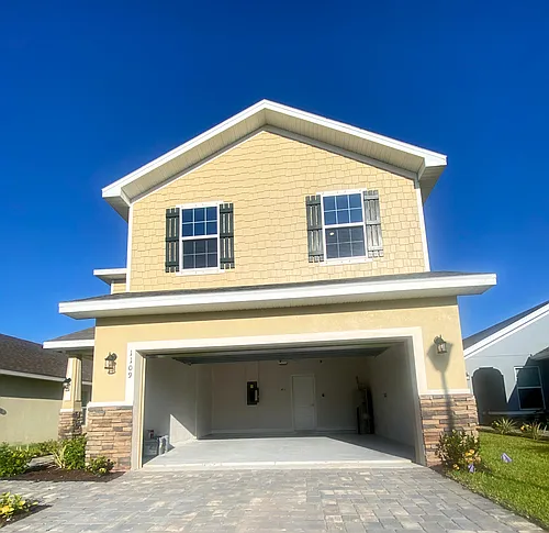 1109 Canfield Cir SE Photo 1