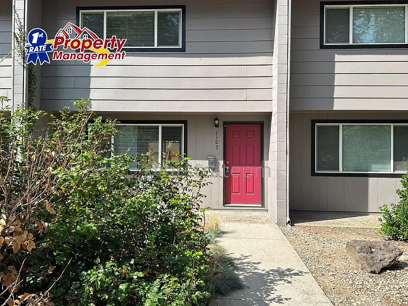 2 bed, 1.5 bath, 950 sqft, $1,495 — Photo 2
