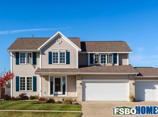 4082 Kinderhook Ln, Marion, IA 52302