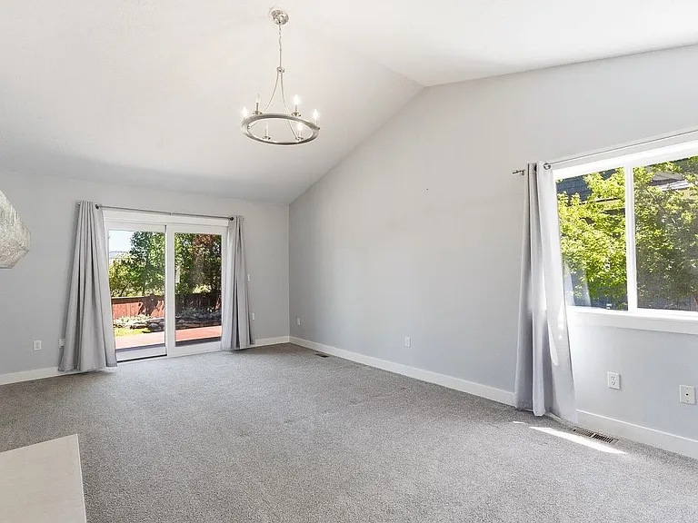 1422 Cutter Ln — Photo 35