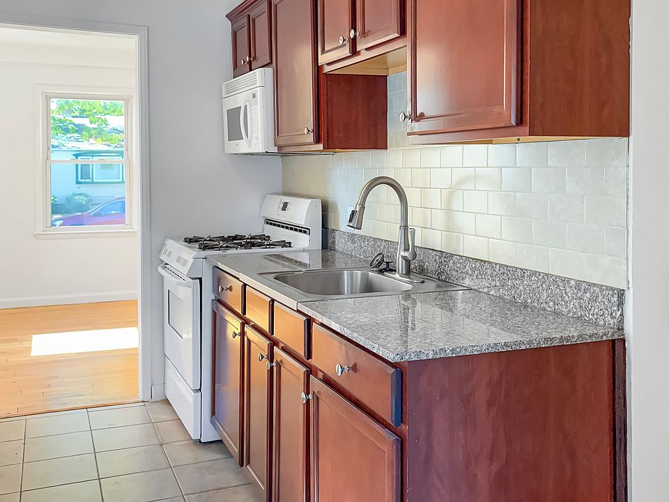 4096 Ellwood Ave, photo 7