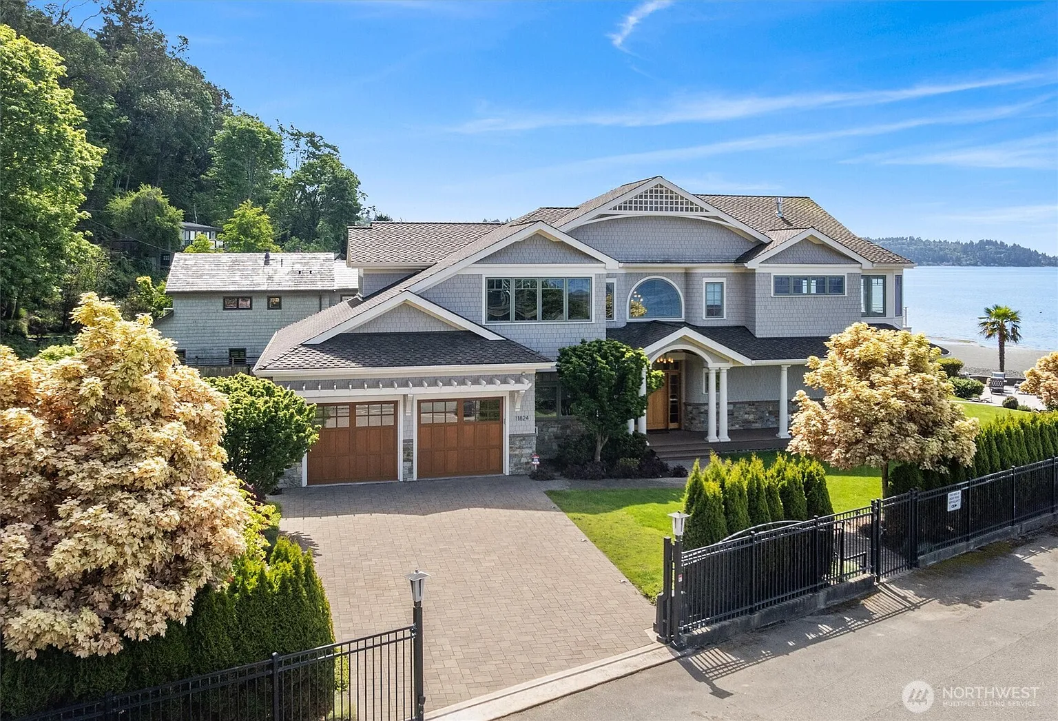 11824 Seola Beach Drive SW photo 1