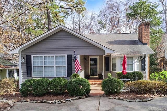 1st image of 2915 Peachwood Ct
