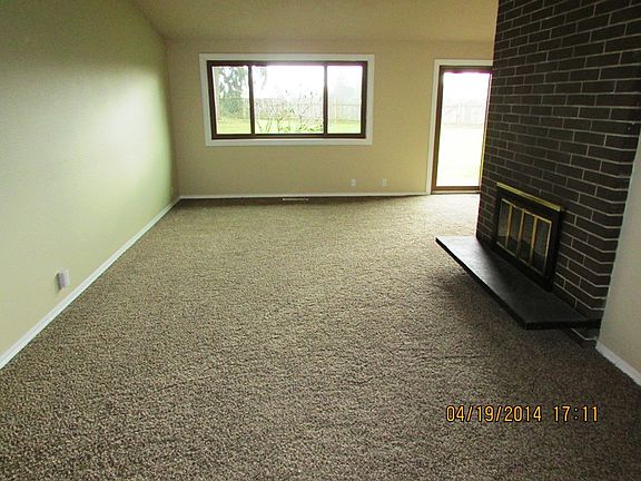 3rd image of 10016 126th St E