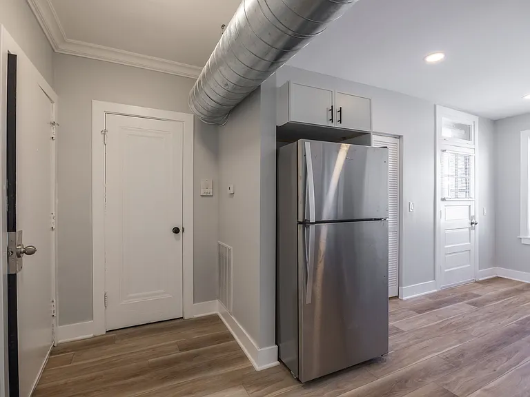 6148 N Francisco Ave — Photo 22