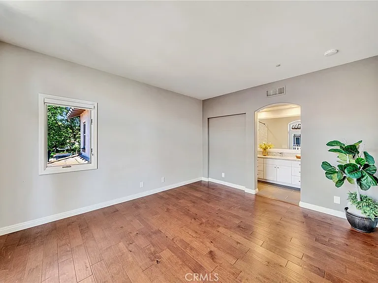 2466 Aquasanta — Photo 32