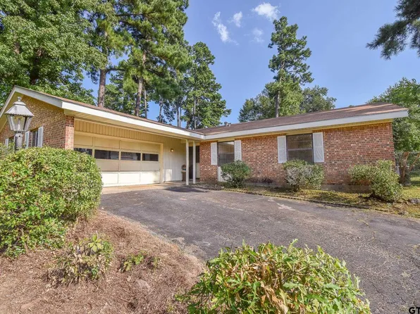 2505 Memory Ln, Tyler, TX 75701