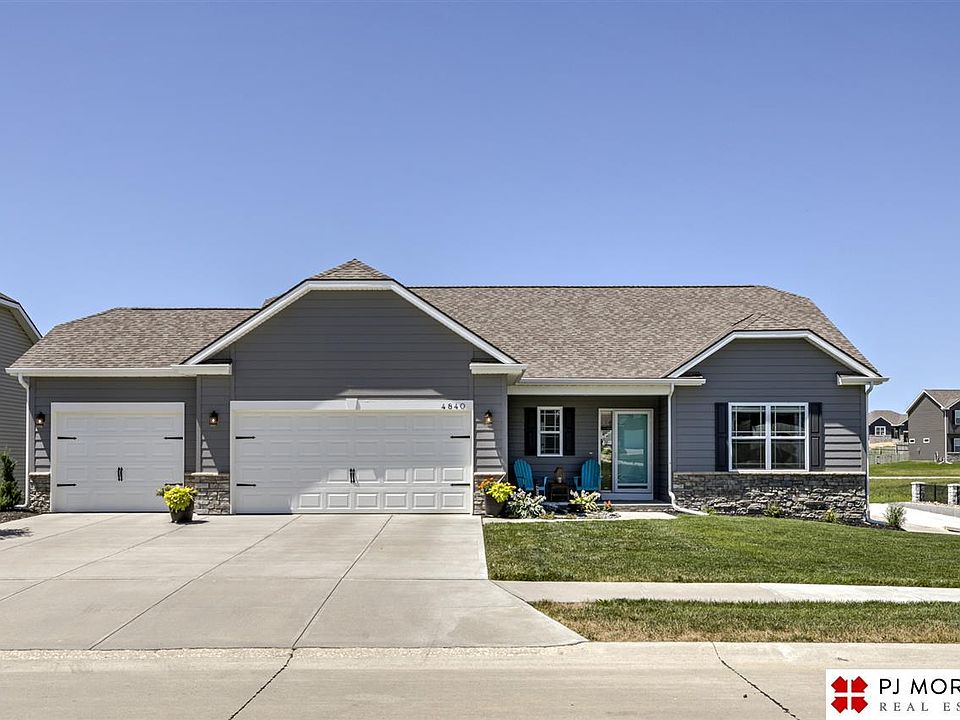 1st image of 4840 N 208th Ave