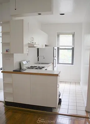 Rented by City Connections Realty | media 9