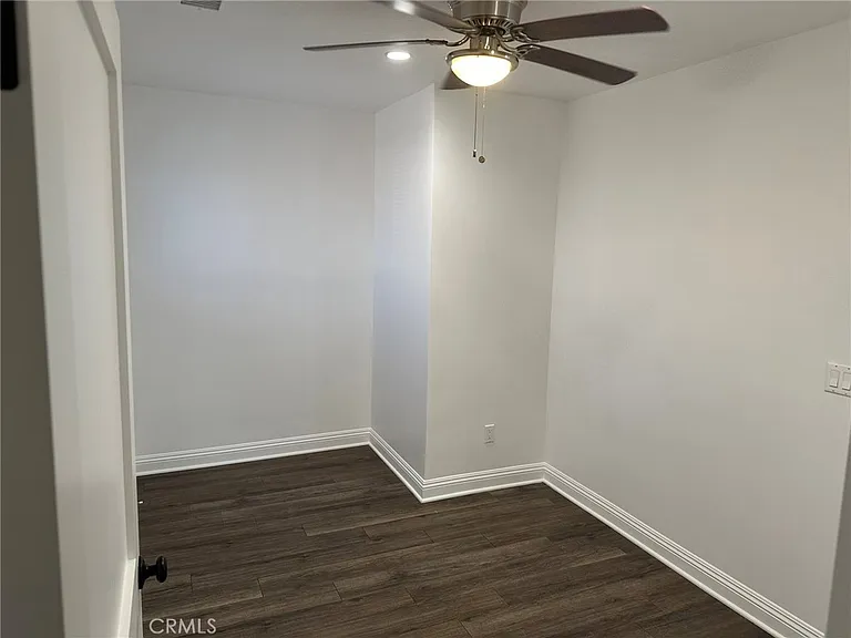1819 Gramercy Ave #B — Photo 16